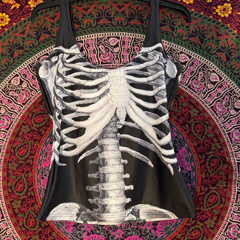 BlackMilk- Ribs Black Top- Size Medium